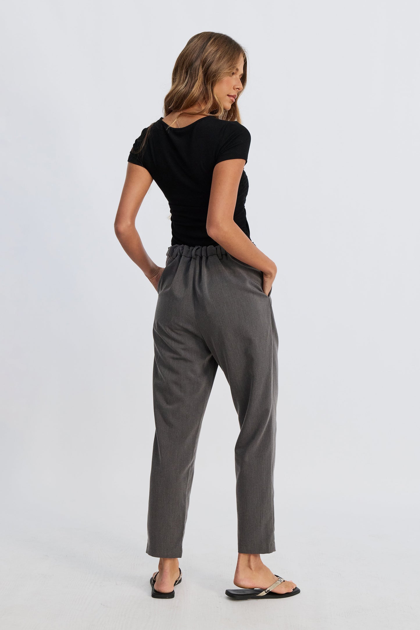 Sara l Adjustable Waist Tailored Trouser - Grey