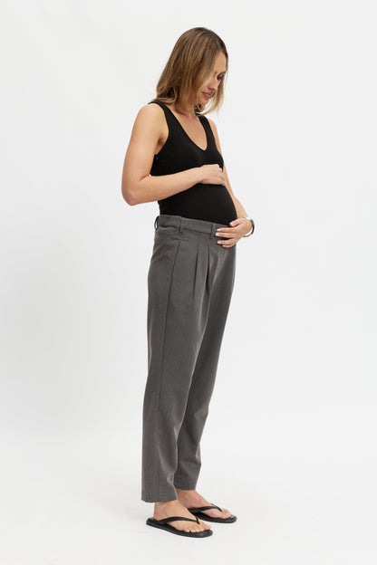 Sara l Adjustable Waist Tailored Trouser - Grey